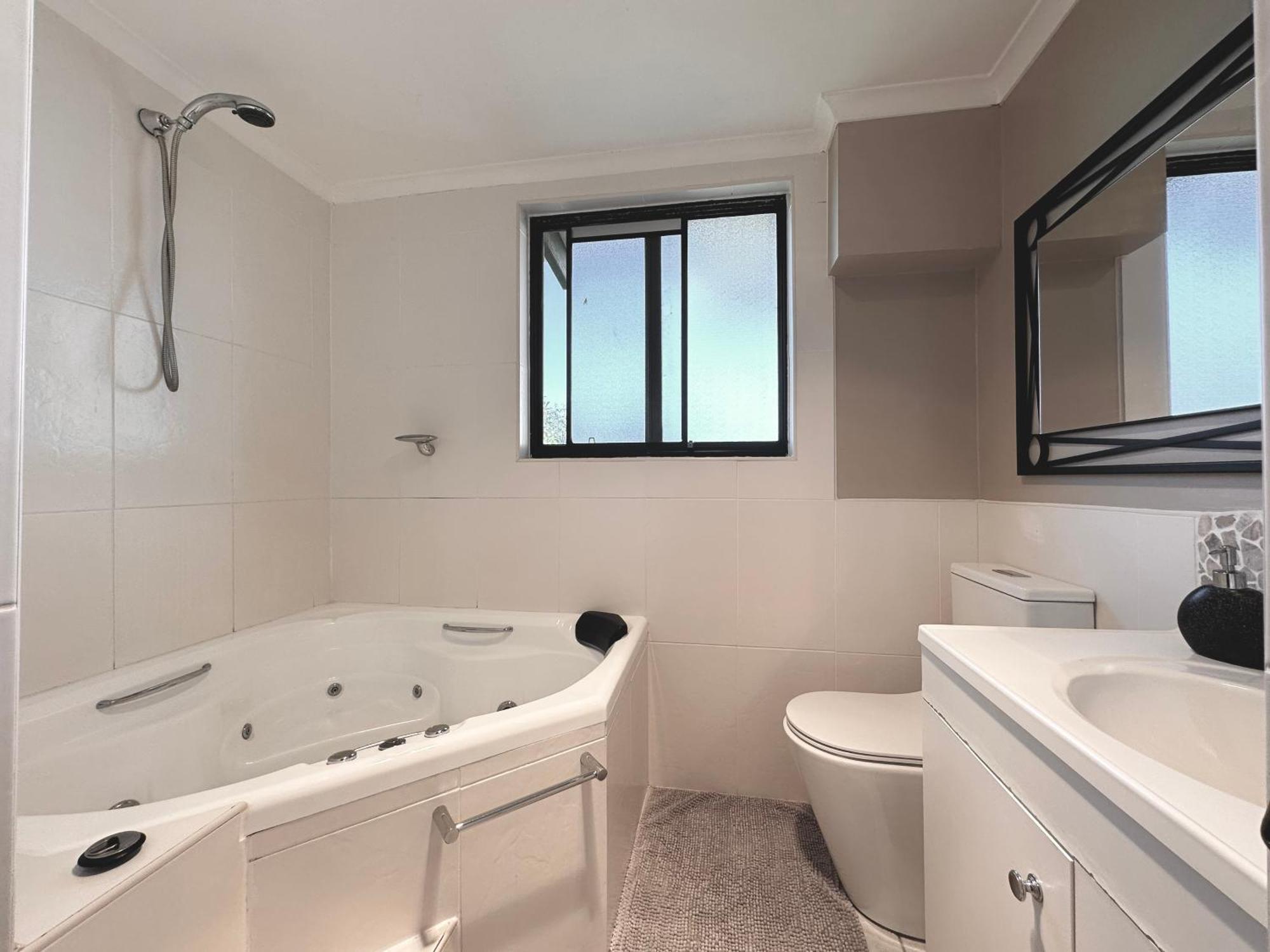 Full Circle Apartments Jindabyne Exterior photo